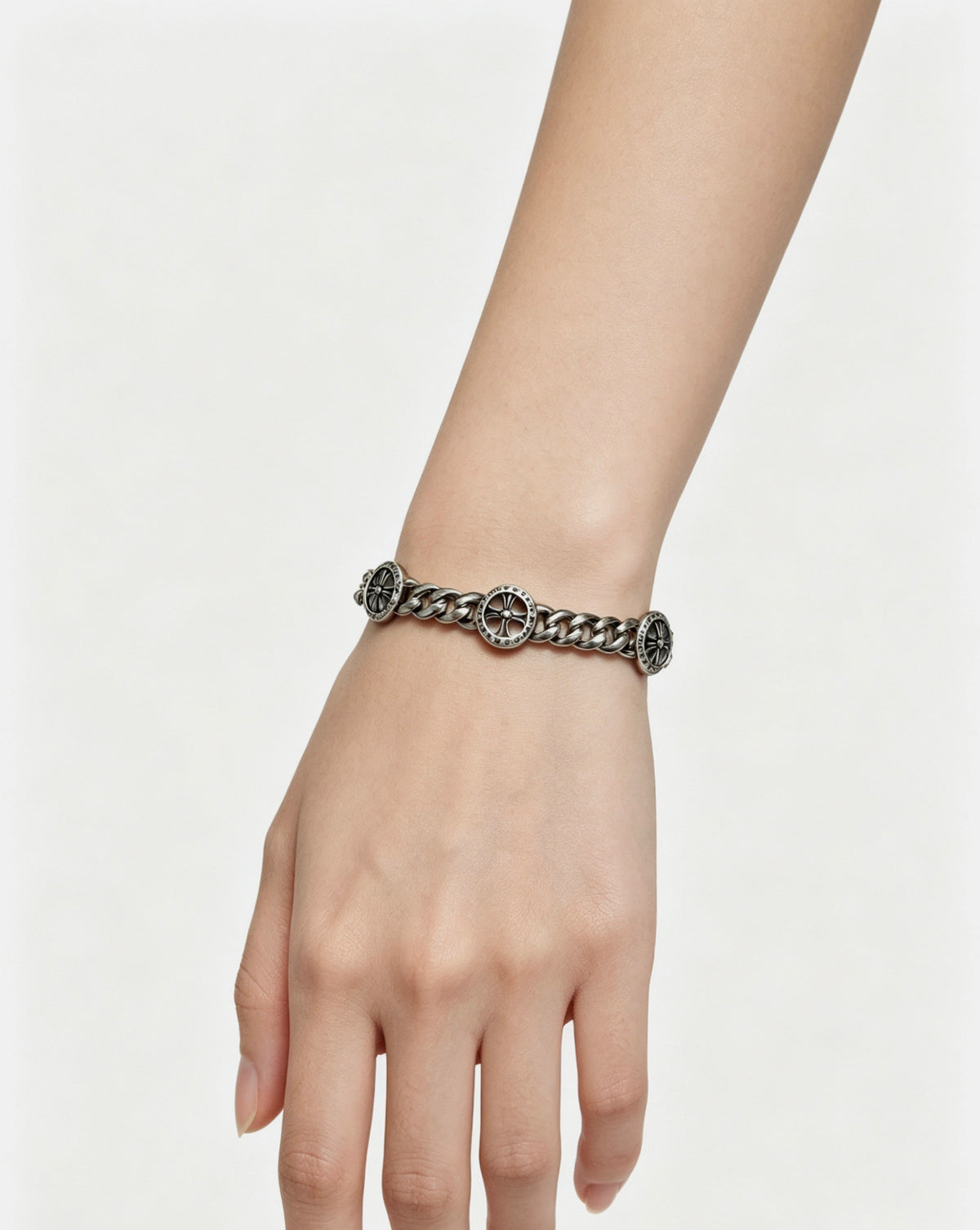 Signature Emblem Bracelet in Polished Metal-Tone – Design 002 detail view