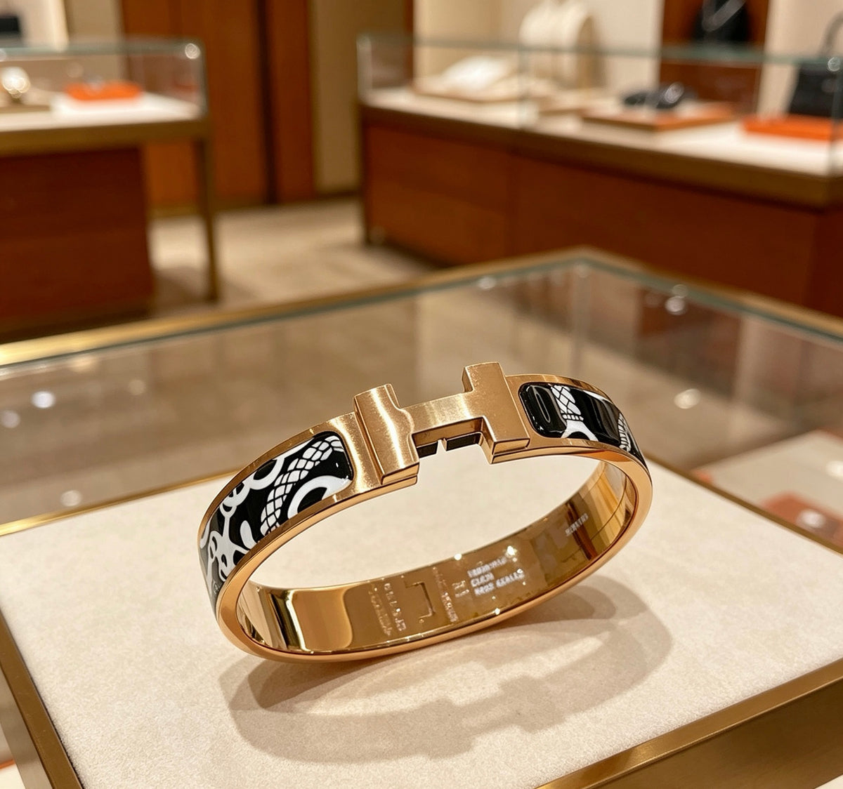 Horse Bangle in Gold-Tone – Enamel Detail – Design 003 front product view