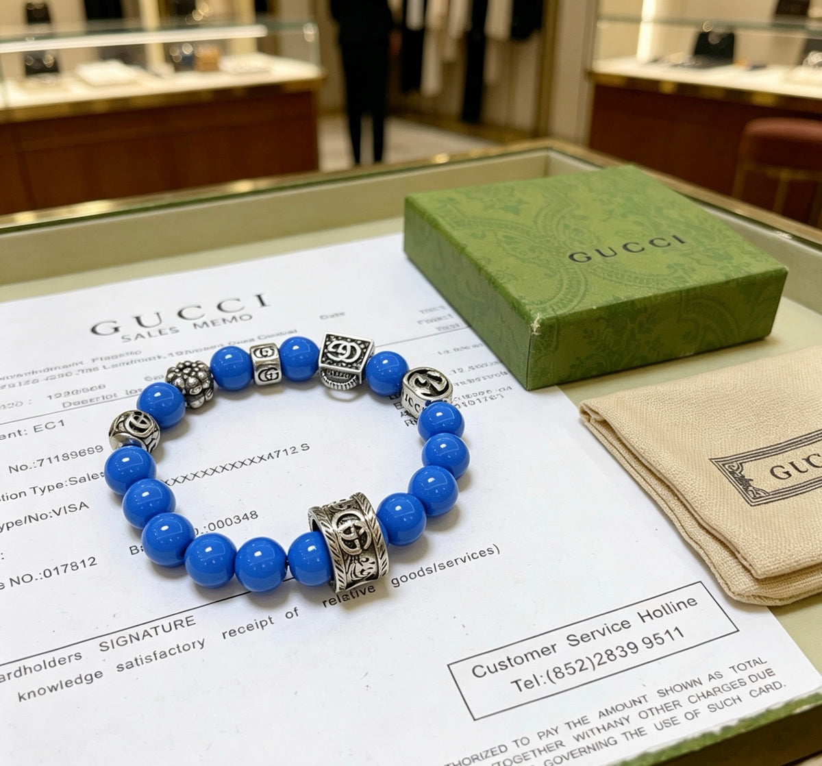 Double-G Emblem Bracelet in Polished Metal-Tone – Design 001 detail view