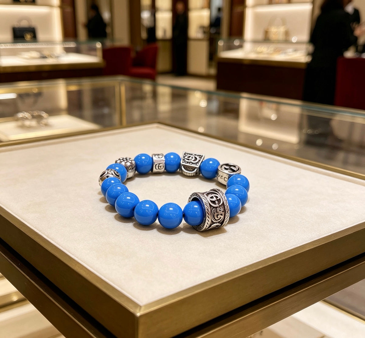 Double-G Emblem Bracelet in Polished Metal-Tone – Design 003 front product view