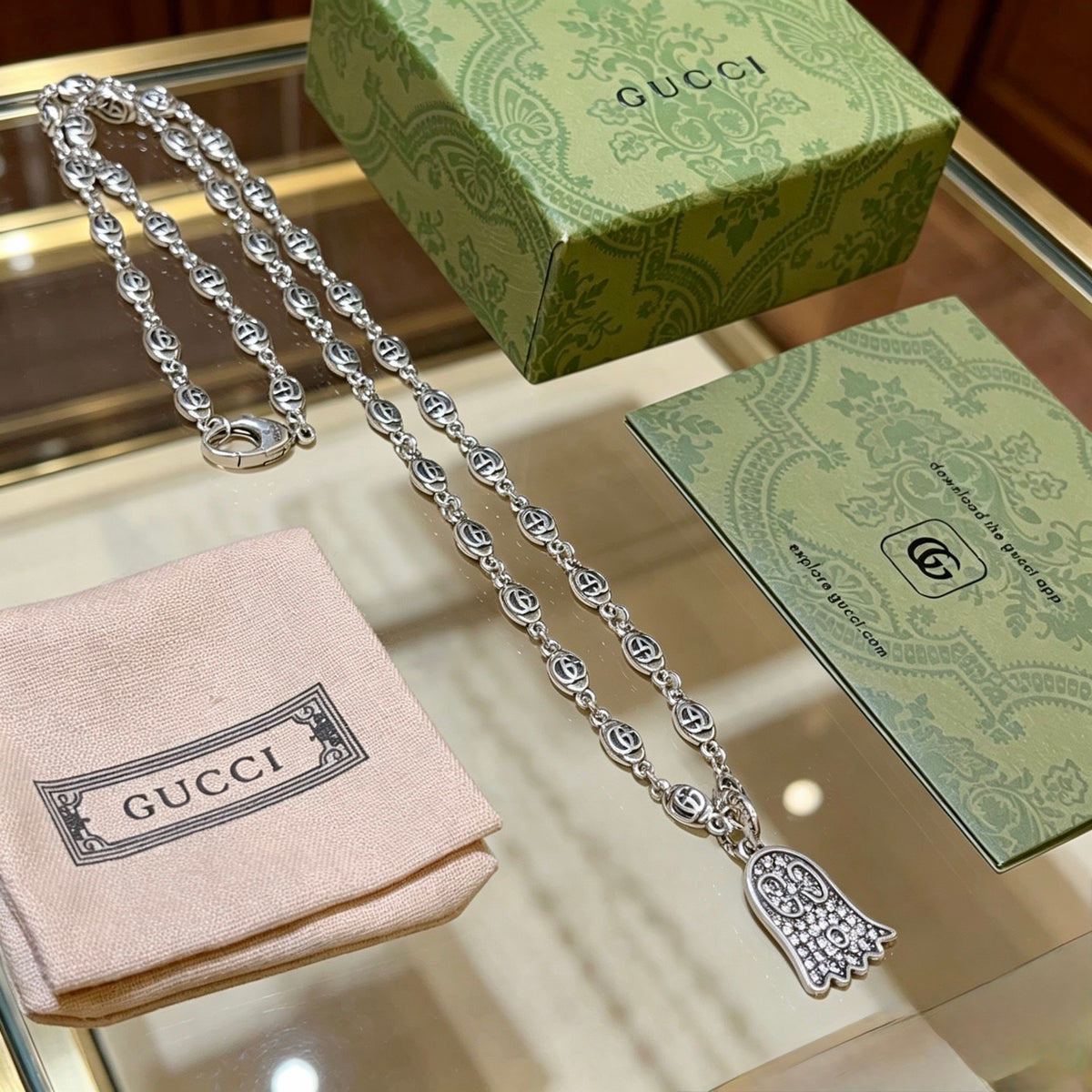 Double-G Emblem Pendant Necklace in Silver-Tone – Vintage Detail – Design 005 side detail