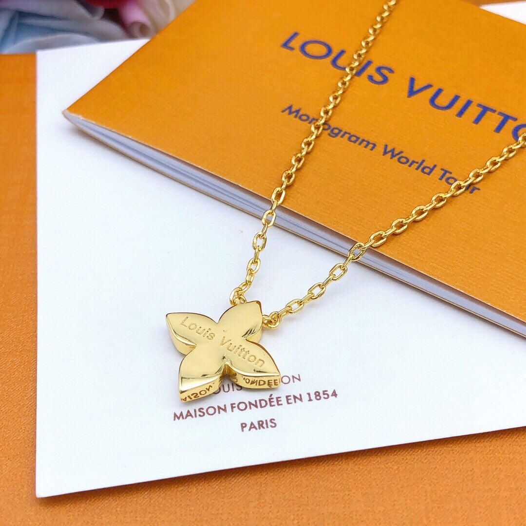 Geometric Emblem Pendant Necklace in Gold-Tone – Design 002 side detail