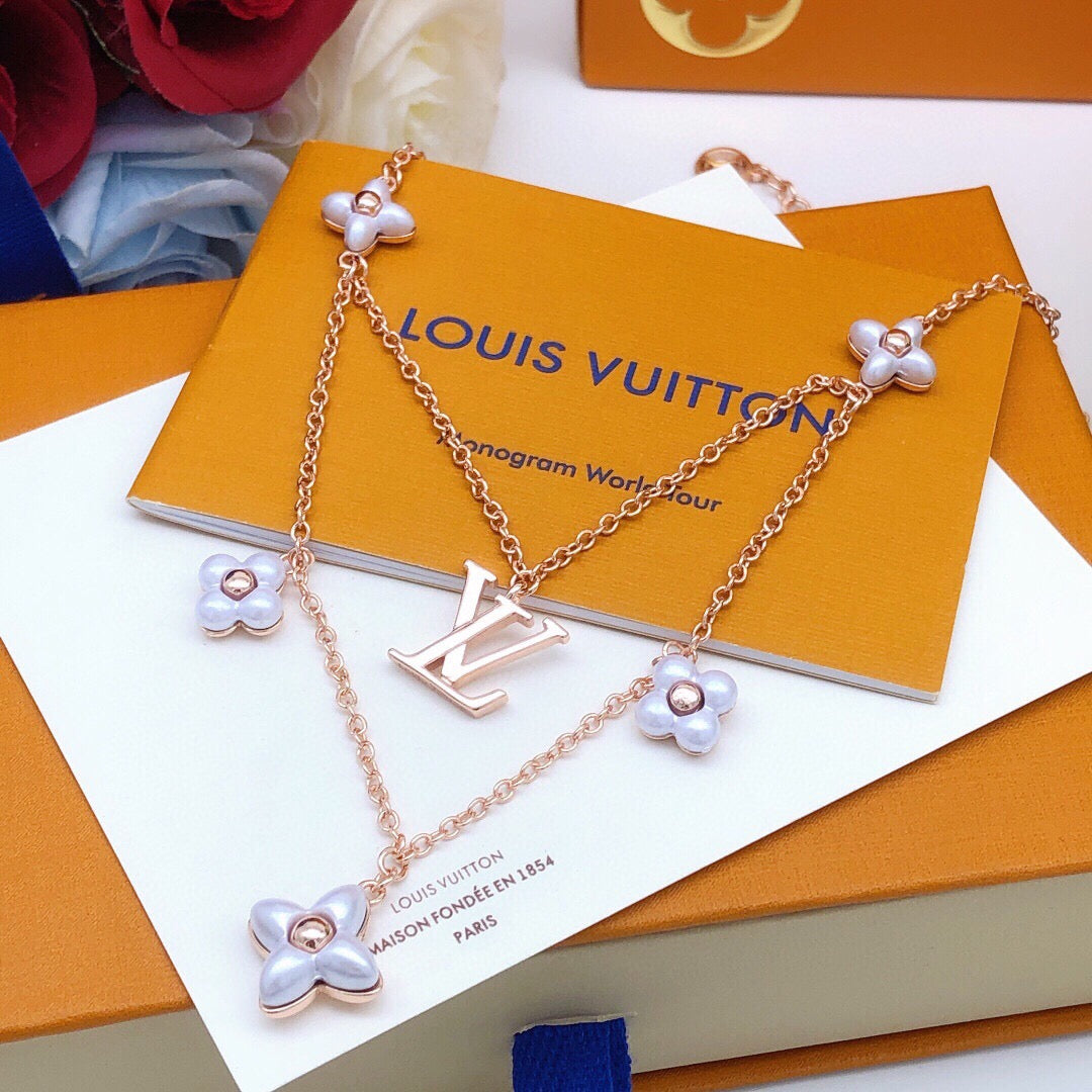Geometric Emblem Pendant Necklace in Rose-Gold-Tone – Rose Gold Detail front product view