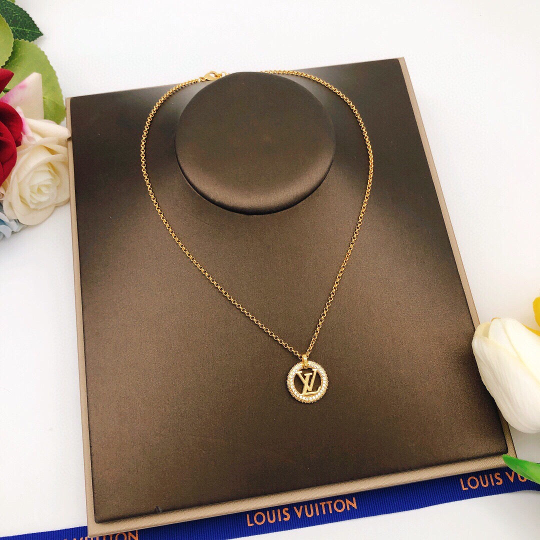 Round Pendant Necklace in Gold-Tone – Design 001 main product view