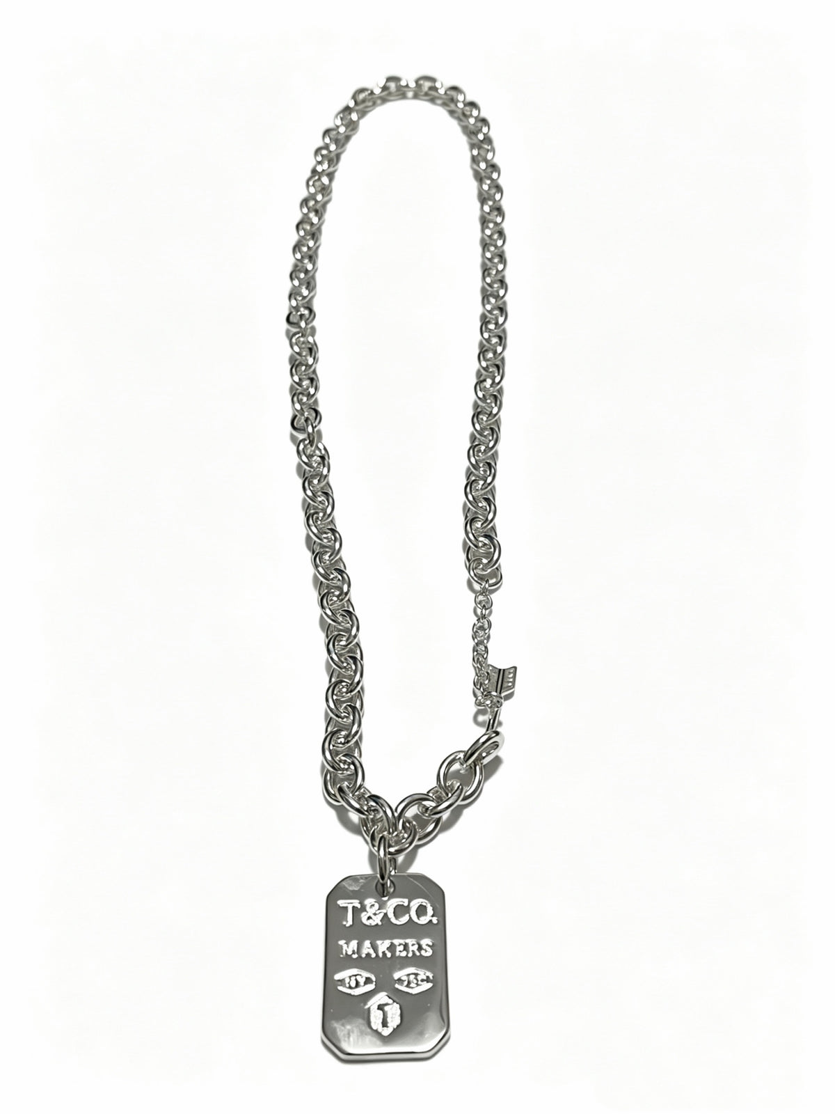 Signature Motif Pendant Necklace in Silver-Tone – Vintage Detail – Design 03 detail view