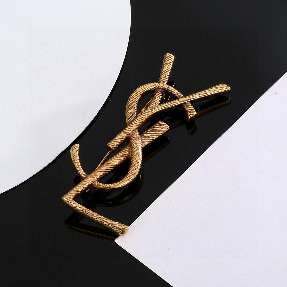 Geometric Emblem Brooch in Polished Metal-Tone – Design 001 close-up detail