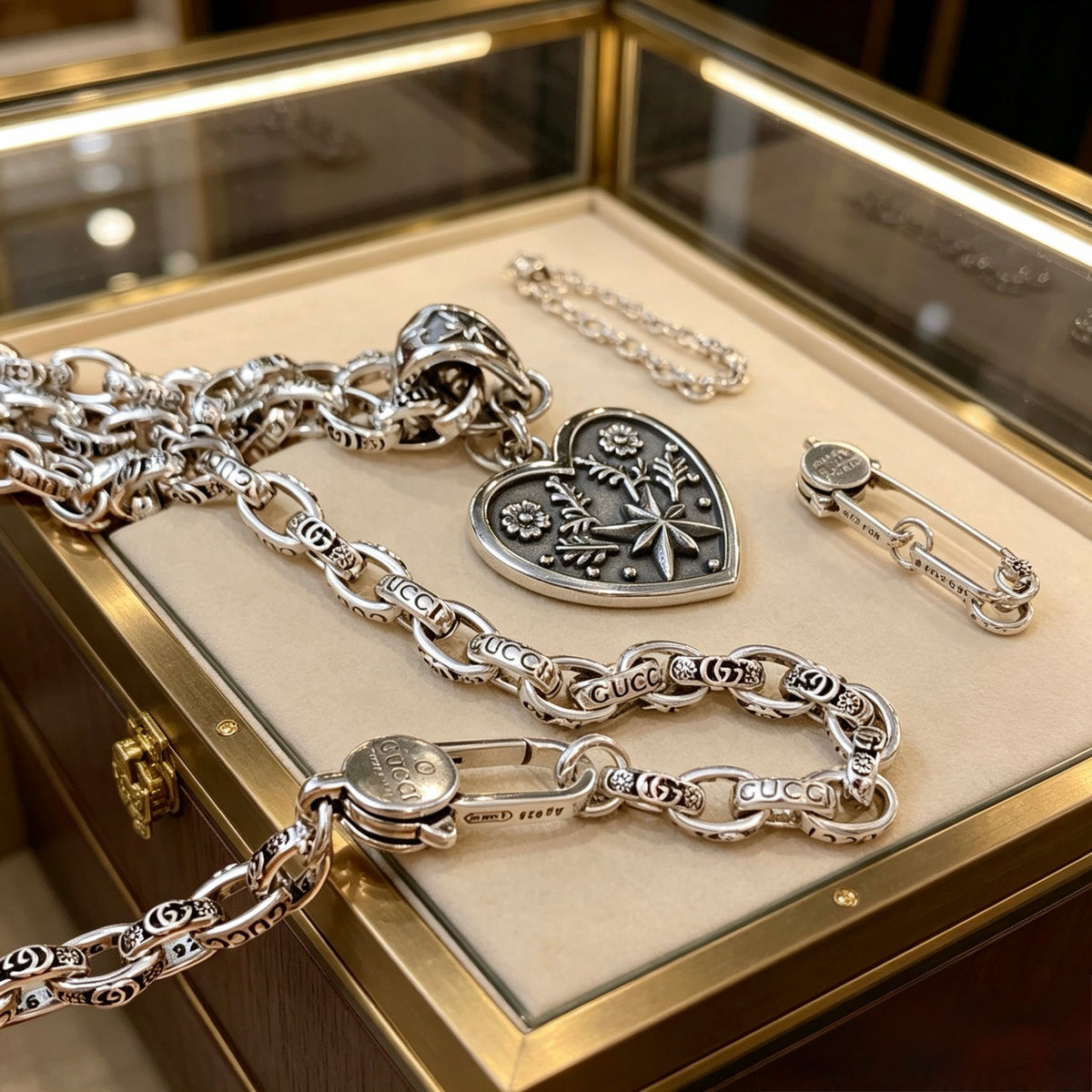 Double-G Emblem Pendant Necklace in Silver-Tone – Vintage Detail – Design 004 front product view