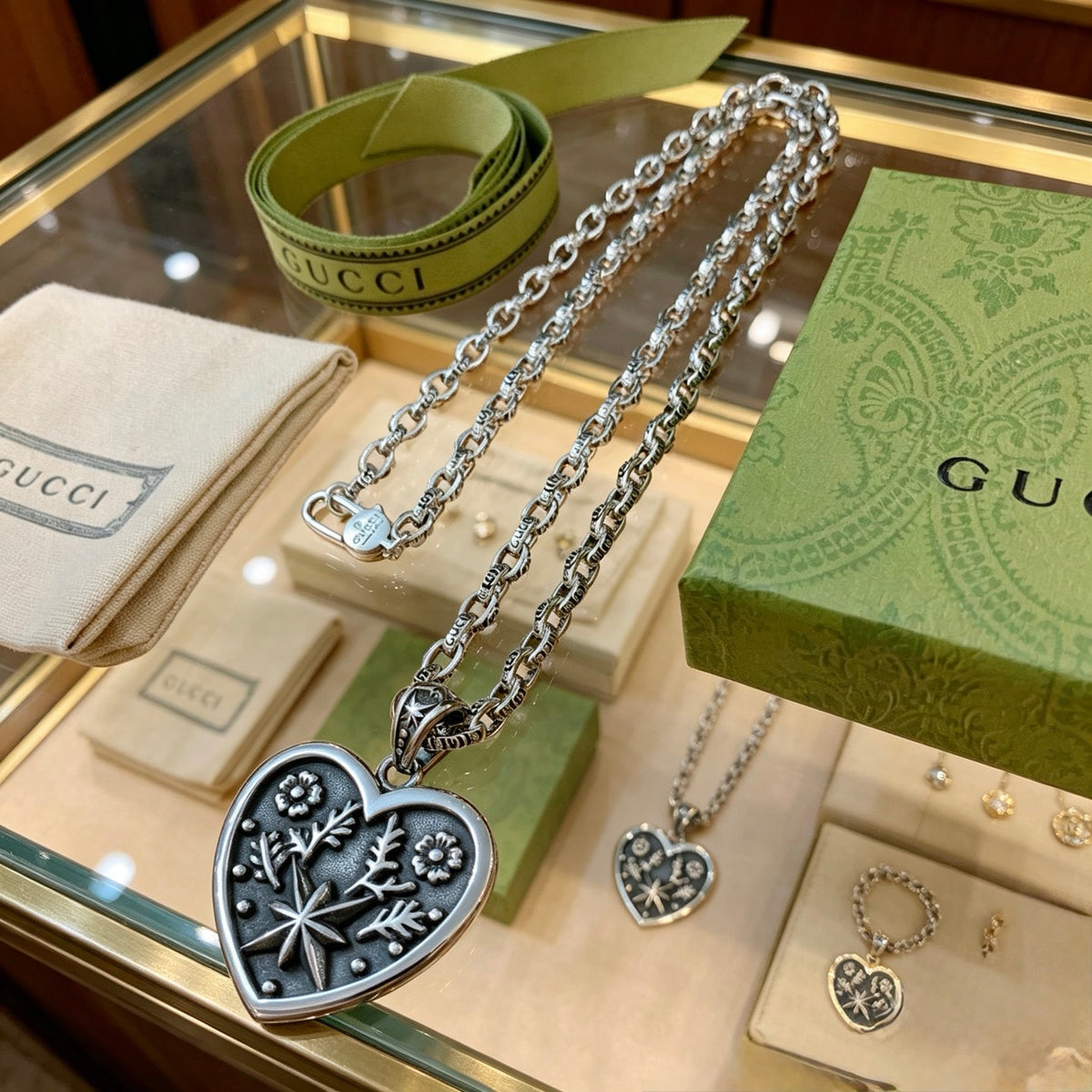 Double-G Emblem Pendant Necklace in Silver-Tone – Vintage Detail – Design 004 styled product view