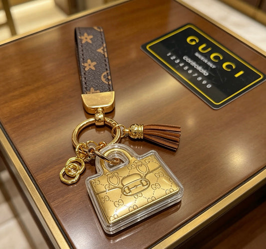 Double-G Emblem Keychain in Polished Metal-Tone – Design 001 main product view
