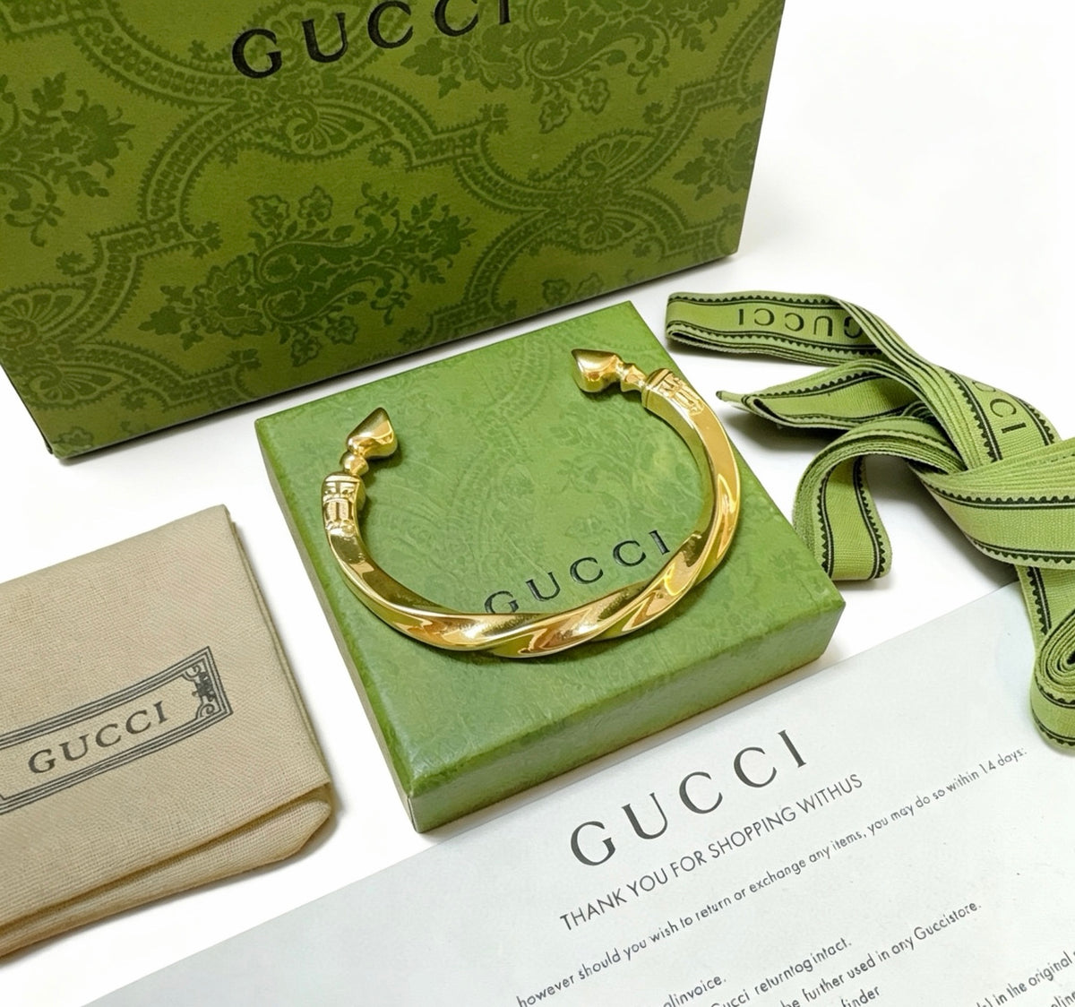 Double-G Emblem Bangle in Silver-Tone – Vintage Detail front product view