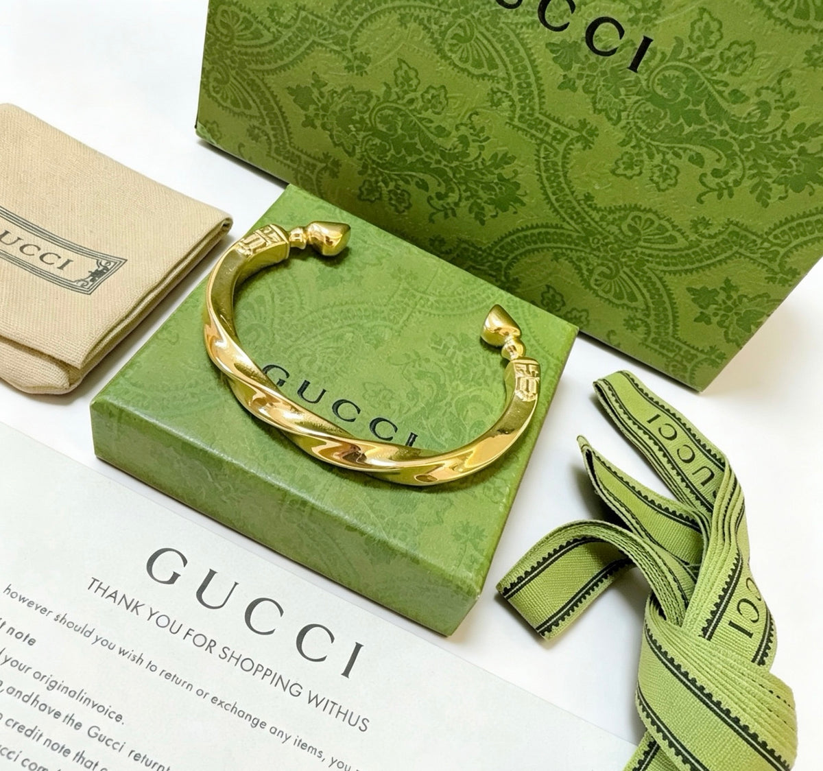 Double-G Emblem Bangle in Silver-Tone – Vintage Detail side detail